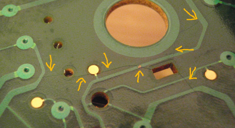 Hairline cracks on the HP54600B front panel PCB