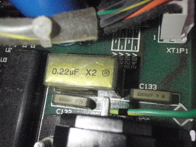 Hewlett-Packard HP-6632A: Evil RIFA caps, part 1