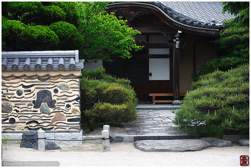 Myoraku-ji temple entrance