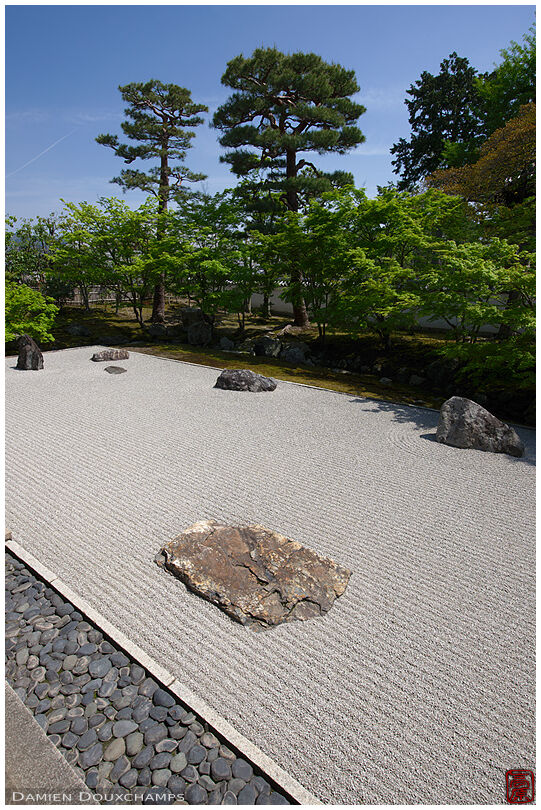 Rock garden in Shokoku-ji temple