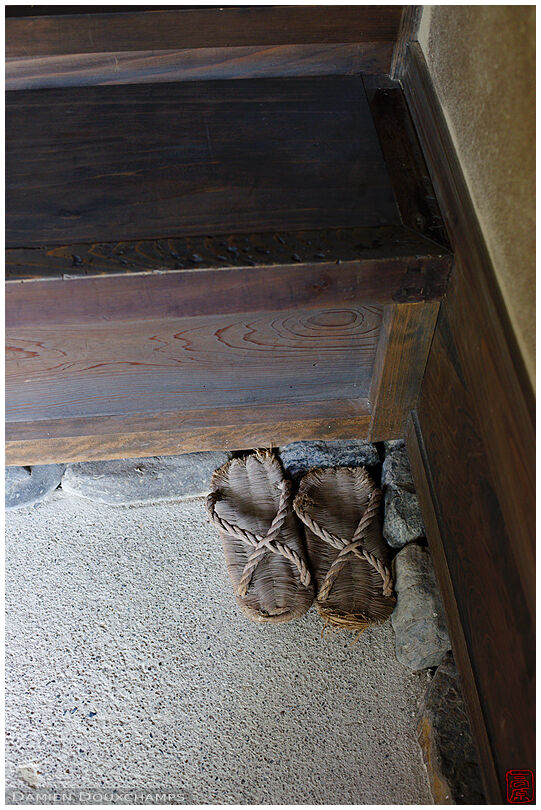 Old sandals left at entrance of Rakushisha villa