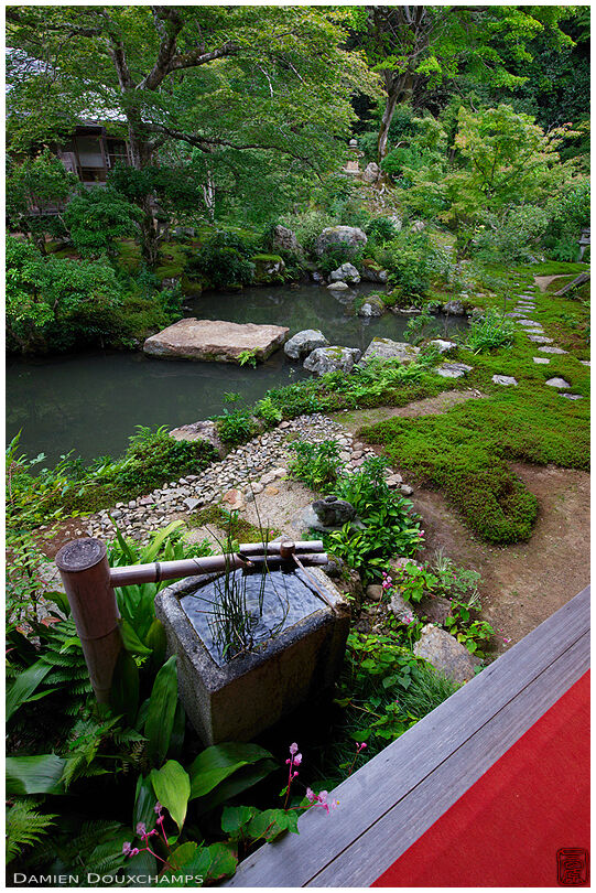 Tsukubai water basin in Jisso-in temple's zen garden