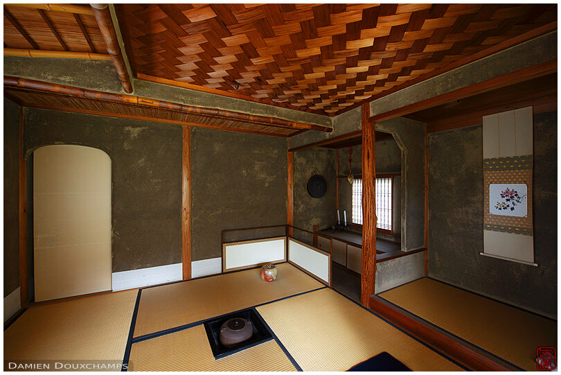 Tea house interior, Jikko-in temple