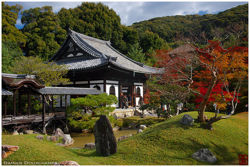 Zen garden in autumn, Kodai-ji temple