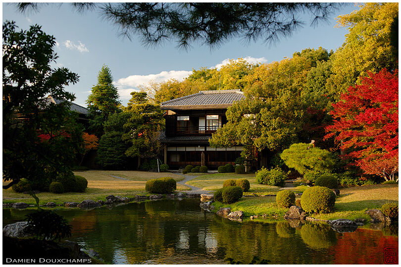 The Seifu-so villa gardens in autumn, Kyoto, Japan