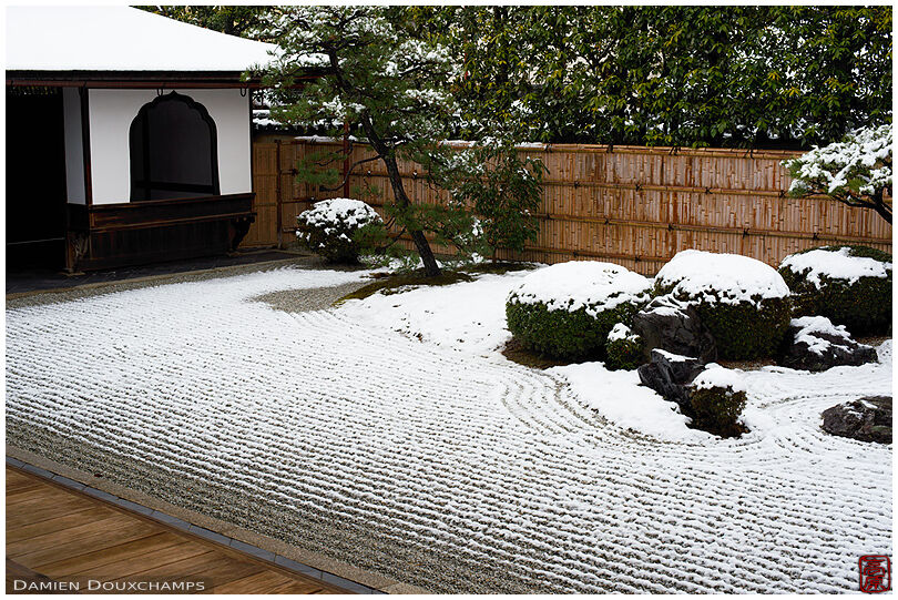 Snow-covered rock garden in Korin-in temple, Kyoto