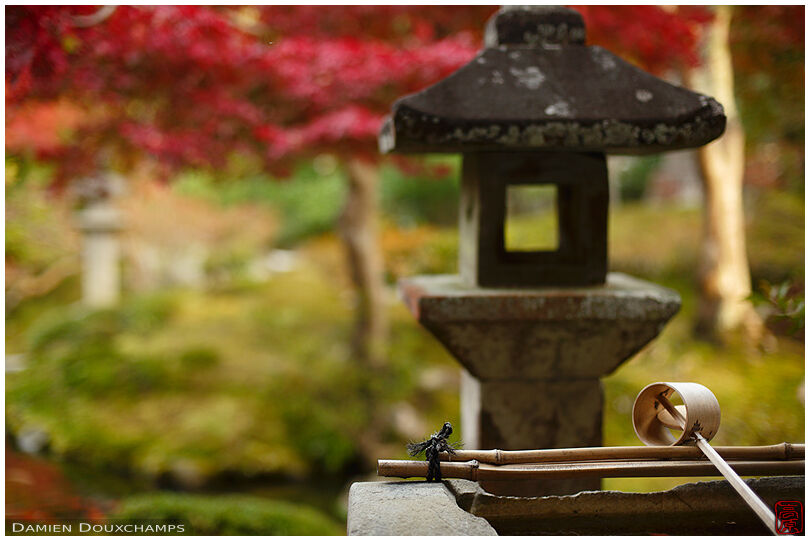 Broken ladle on tsukubai water basin in Koun-ji temple, Kyoto, Japan