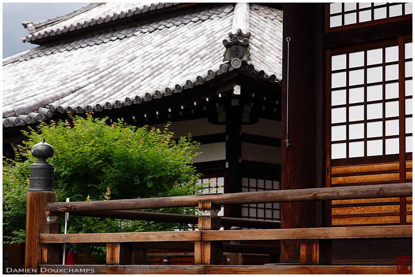 Wooden temple terrace with giboshi corner pillar, Honryu-ji temple, Kyoto, Japan