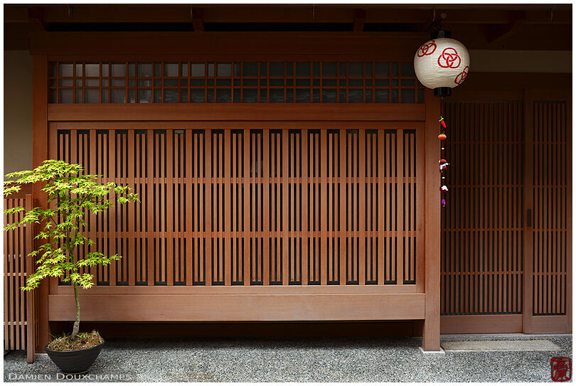 Traditional kiyomachiya facade in the geisha district of Miyagawacho, Kyoto, Japan