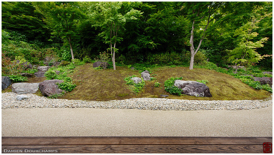 The quietest garden of Kyoto secretely hidden inside the Okochi-sanso villa, Japan