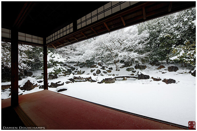 Entoku-in temple garden in winter, Kyoto, Japan