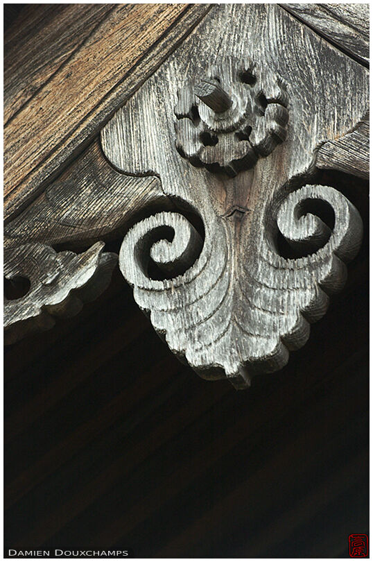 Wooden roof detail