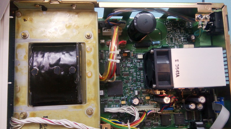 Inside the Hewlett-Packard HP-E3641A