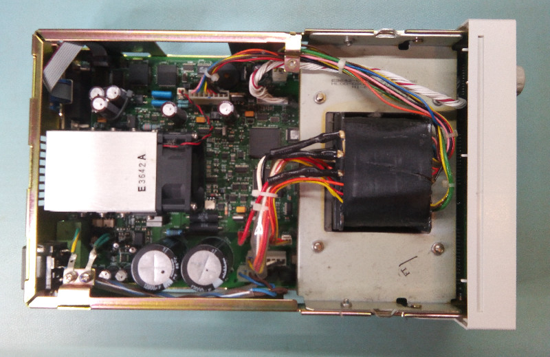 Inside the HP-E3642A single-rail power supply