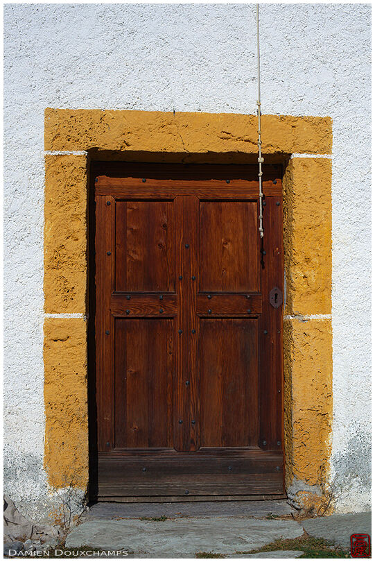 Door with bell rope