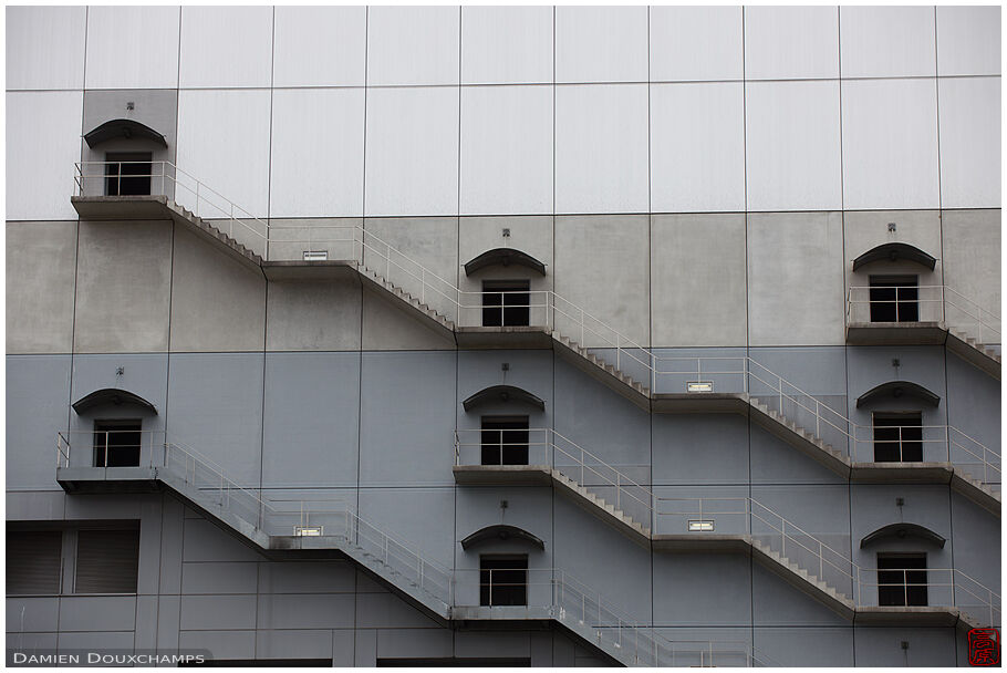 Emergency exits and staircases (Kyoto Station 京都駅)