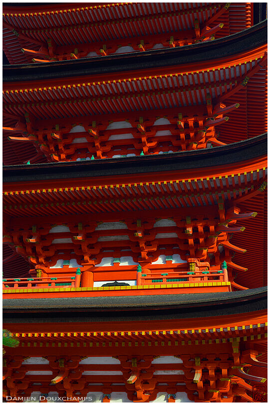 Tight frame of the 5-storey pagoda