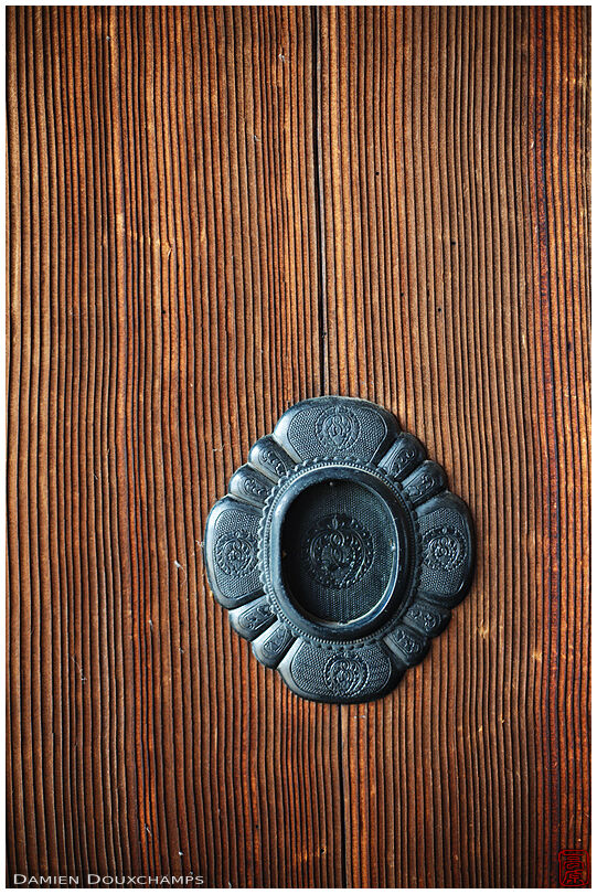 Sliding door detail (Tofuku-ji 東福寺)