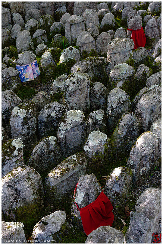 Children tombstones, Nenbutsu-ji (化野念仏寺)