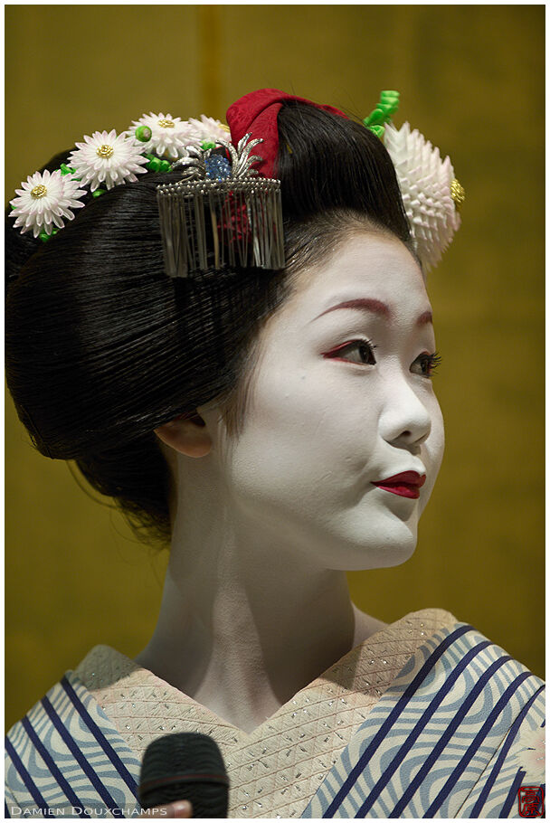 Maiko Ayano: 3/4 portrait