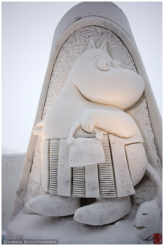 Ice pillar with Moomin character in Kemi's snow castle
