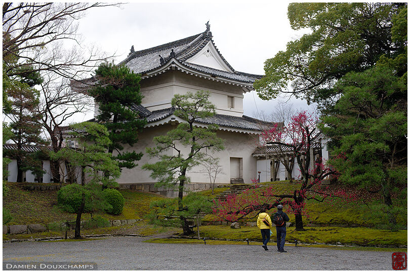 Corner tower and gardens in Nijo-jo castle