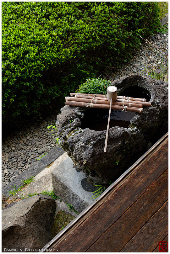 Water basin with bamboo ladle, Lord Hozokawa's house