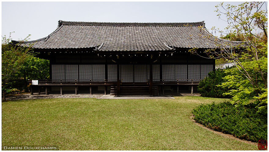 Kaju-ji temple main hall