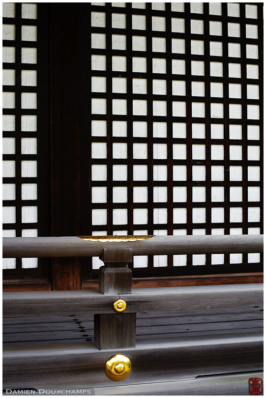 Baluster with gold fixtures, Kaju-ji temple