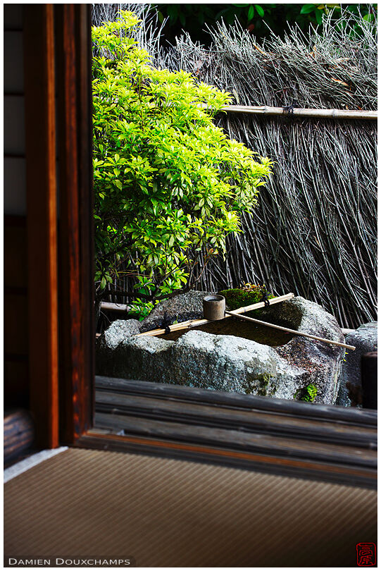 Stone water basin with bamboo ladle, Toji-in temple tea room