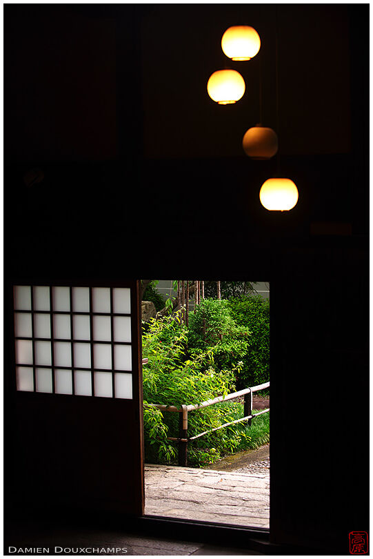 Lanterns hanging in Myoren-ji temple entrance hall