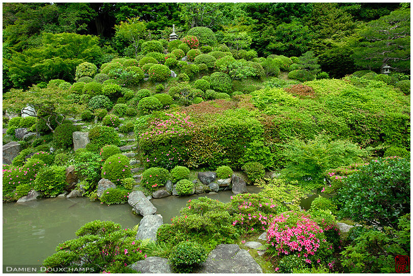 Stone path, Chishaku-in zen gardens