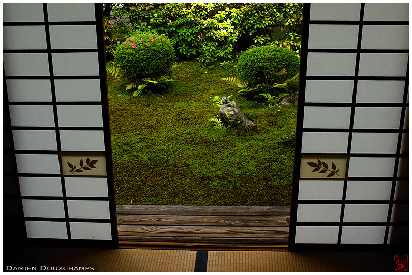 Shoji opened on moss garden, Funda-in temple
