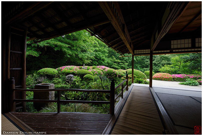 Shisen-do temple hall with view on zen garden