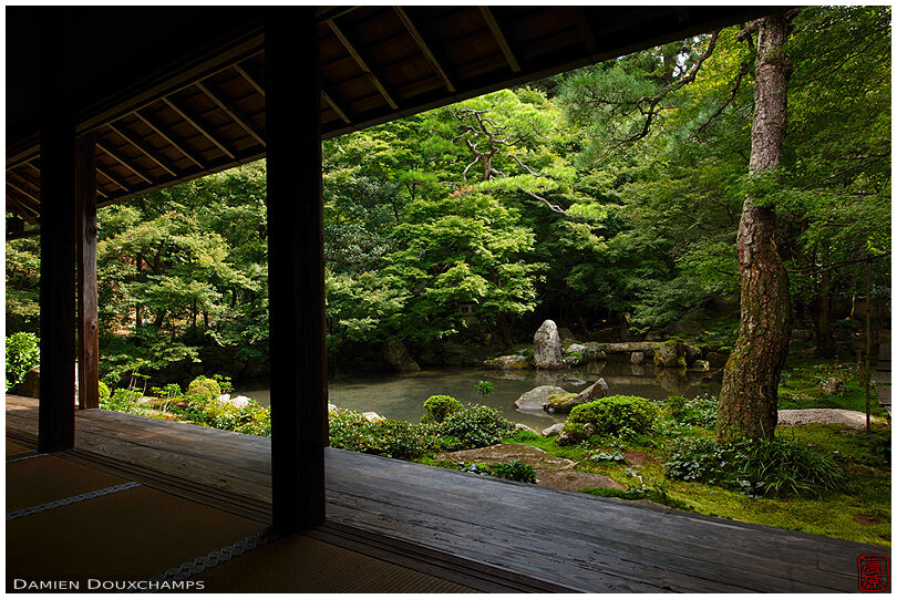 Renge-ji temple's zen garden