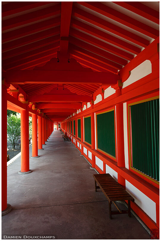 Covered alley surrounding the compound of Sanjusangen-do temple