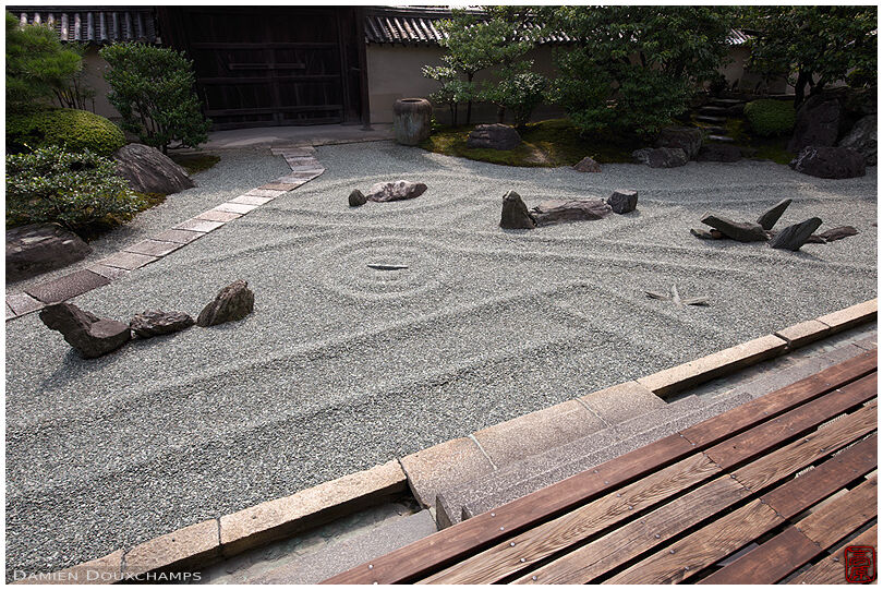 Dry landscape garden, Kanchi-in temple