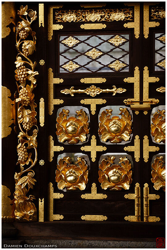 Elaborate gate with gold plating, Shoho-ji temple