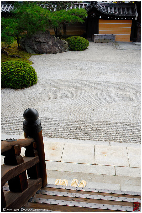 Monk sandals at the edge of a rock garden in Konkaikomyo-ji temple
