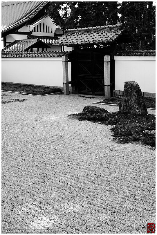 Rock garden, Daikomyo-ji temple