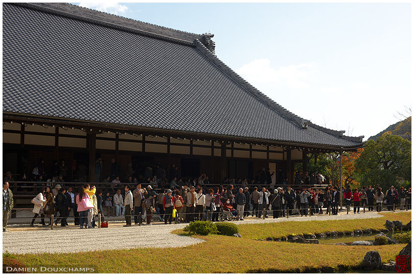 Tourists, Tenryu-ji temple