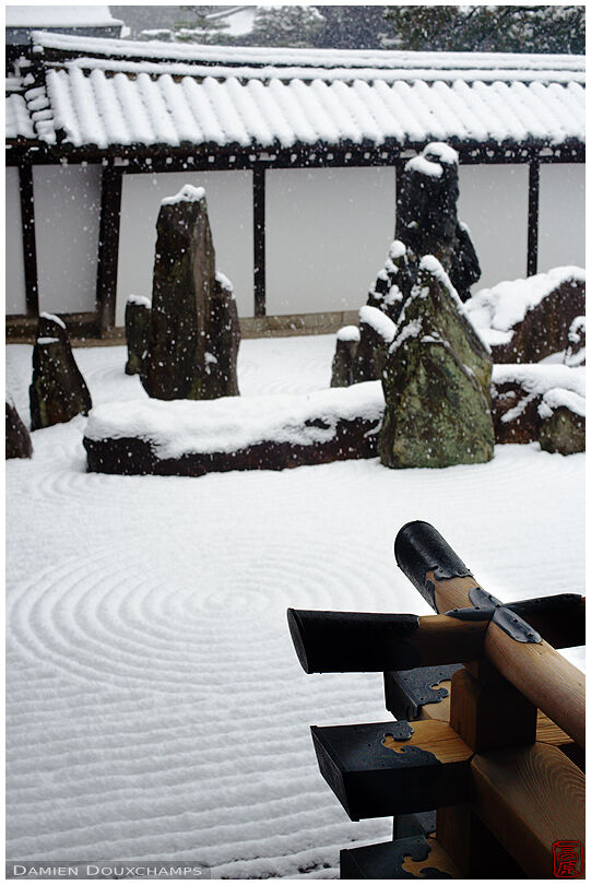 Snowy day in Tofuku-ji temple rock garden, Kyoto, Japan