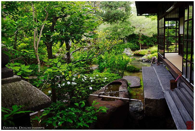 The garden of the Namikawa Cloisonne museum in Kyoto, Japan