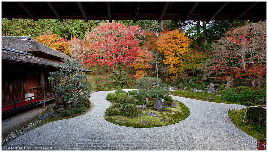 Manshu-in temple zen garden in autumn, Kyoto, Japan