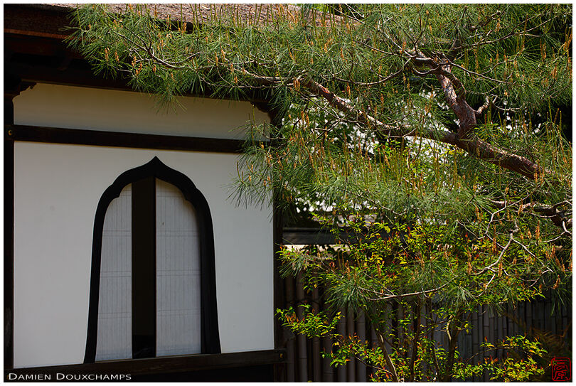 Bellflower-shaped window in Gryokurin-in temple, Kyoto, Japan