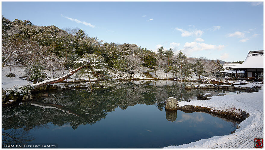 Tenryu-ji temple pond garden in winter, Kyoto, Japan