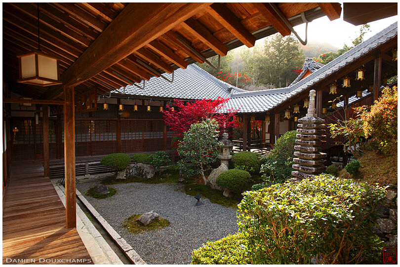 Inner garden in autumn, Komyo-ji temple, Kyoto, Japan
