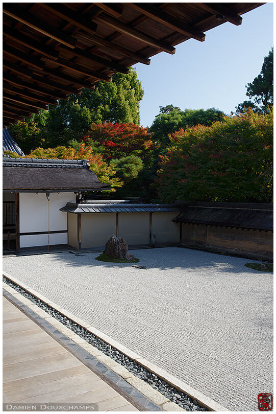 Early autumn in the famous rock garden of Ryōan-ji temple, Kyoto, Japan