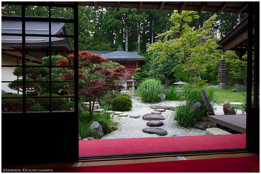 Private temple garden, Joki-in temple, Koya-san, Japan