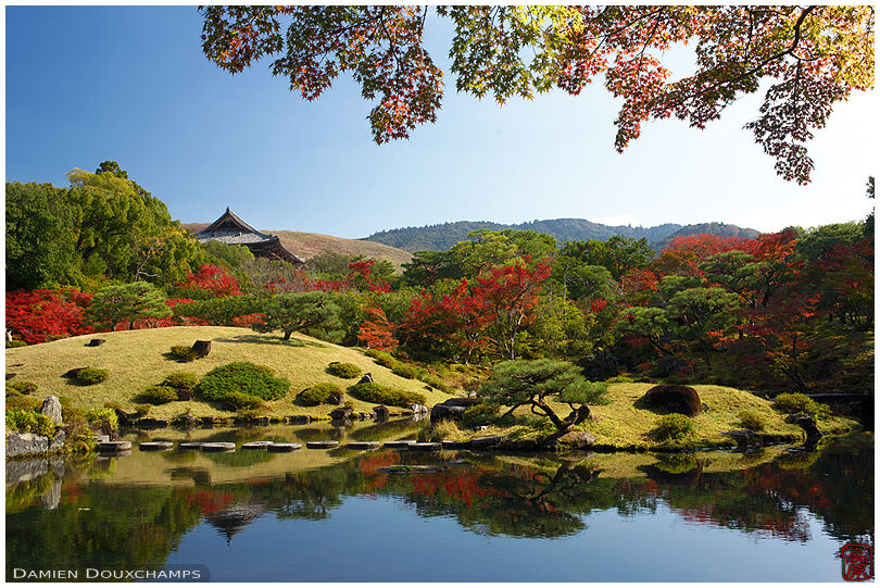 The pond garden of Isui-en garden in autumn, Nara, Japan
